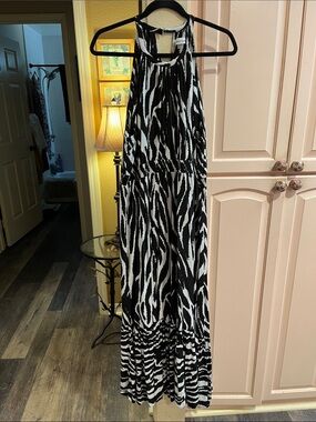 Calvin Klein Black & White Abstract Halter Maxi Dress